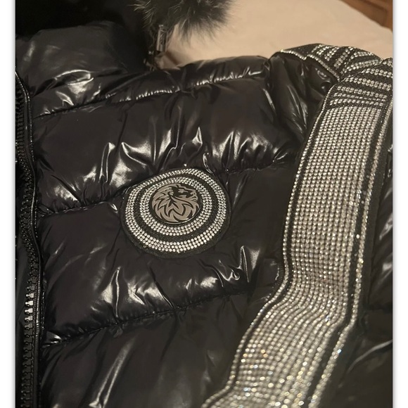 Switch Remarkable Jacket - Picture 3 of 6